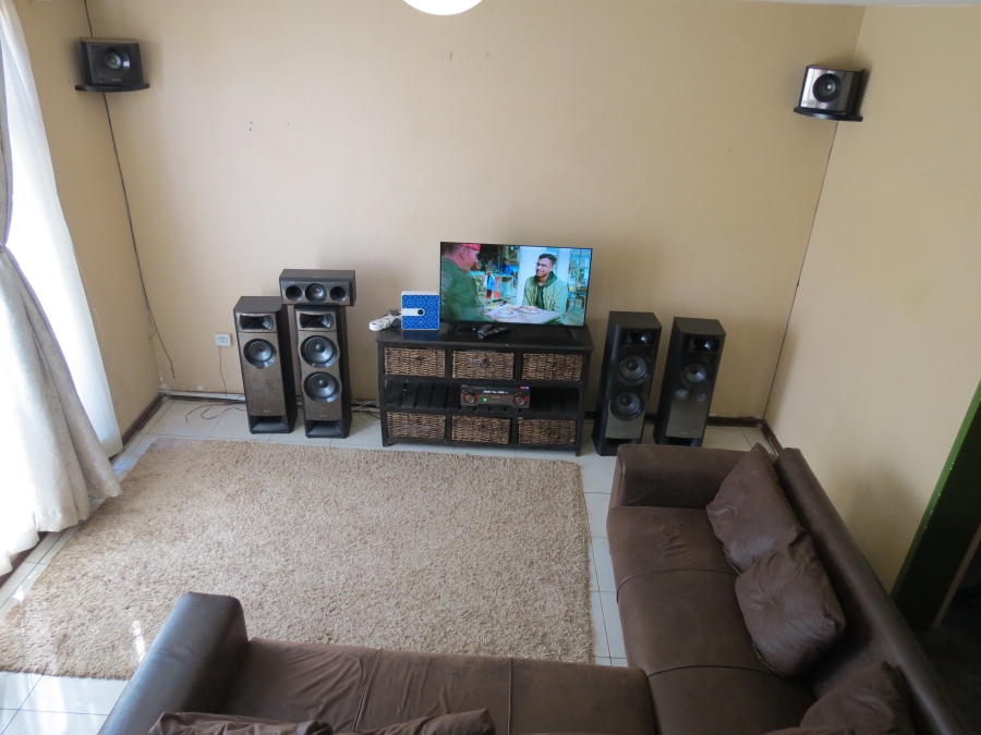 3 Bedroom Property for Sale in Groblerpark Gauteng