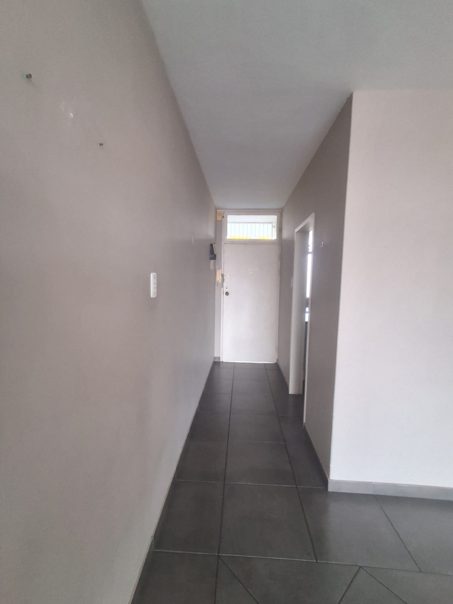 2 Bedroom Property for Sale in Three Rivers Gauteng