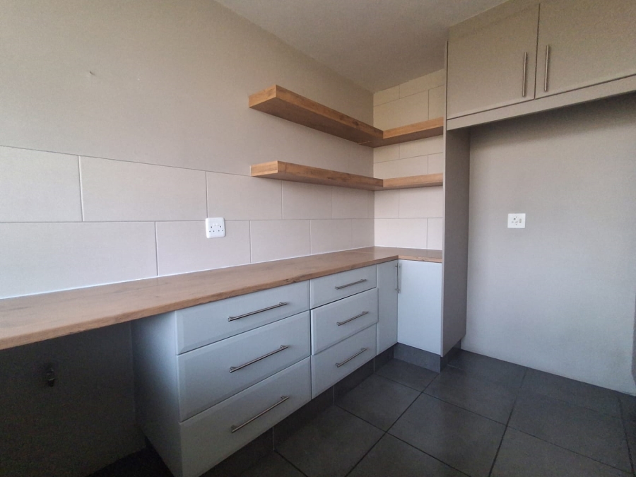 2 Bedroom Property for Sale in Three Rivers Gauteng