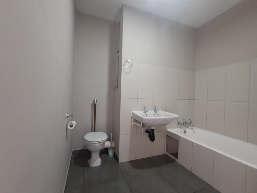 2 Bedroom Property for Sale in Three Rivers Gauteng