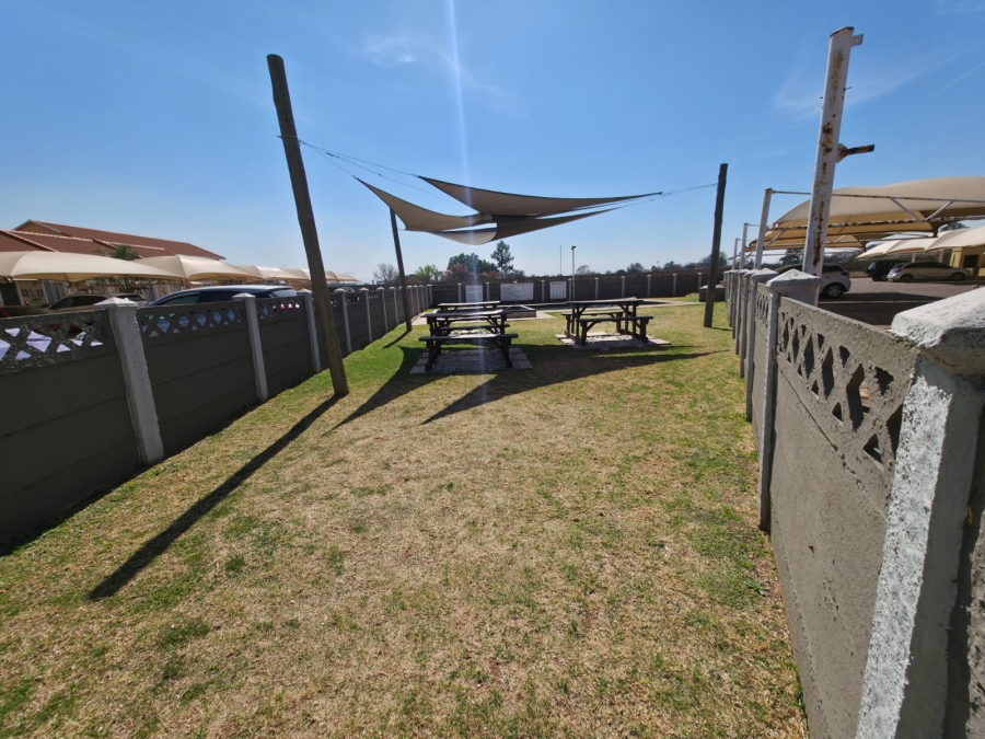 2 Bedroom Property for Sale in Kookrus Gauteng