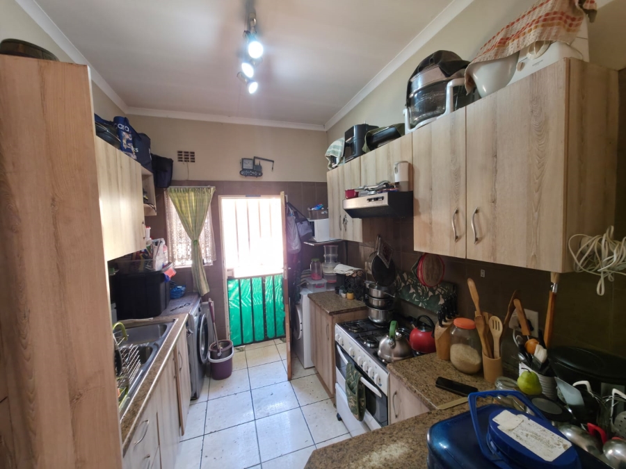 2 Bedroom Property for Sale in Kookrus Gauteng