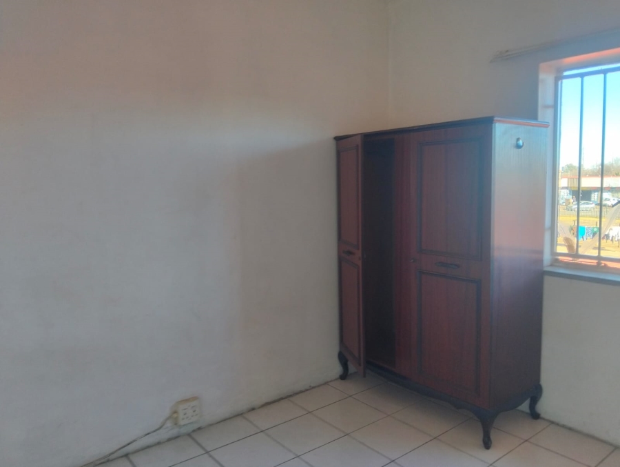 2 Bedroom Property for Sale in Three Rivers Gauteng