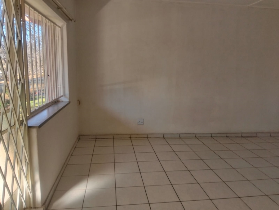 2 Bedroom Property for Sale in Three Rivers Gauteng