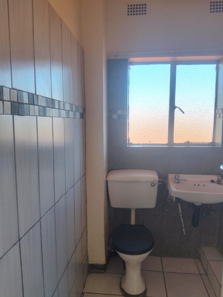 2 Bedroom Property for Sale in Three Rivers Gauteng