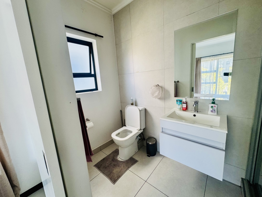 2 Bedroom Property for Sale in Maroeladal Gauteng