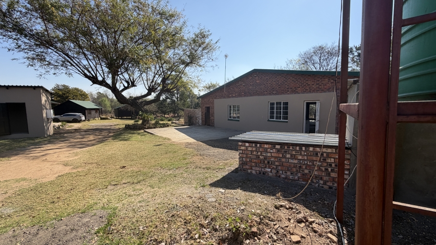 7 Bedroom Property for Sale in Marister Gauteng