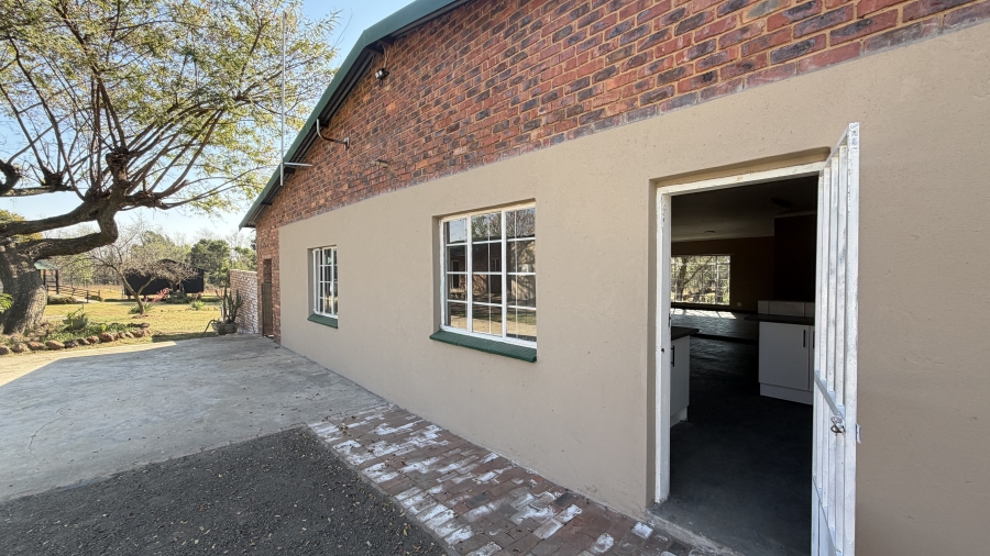 7 Bedroom Property for Sale in Marister Gauteng