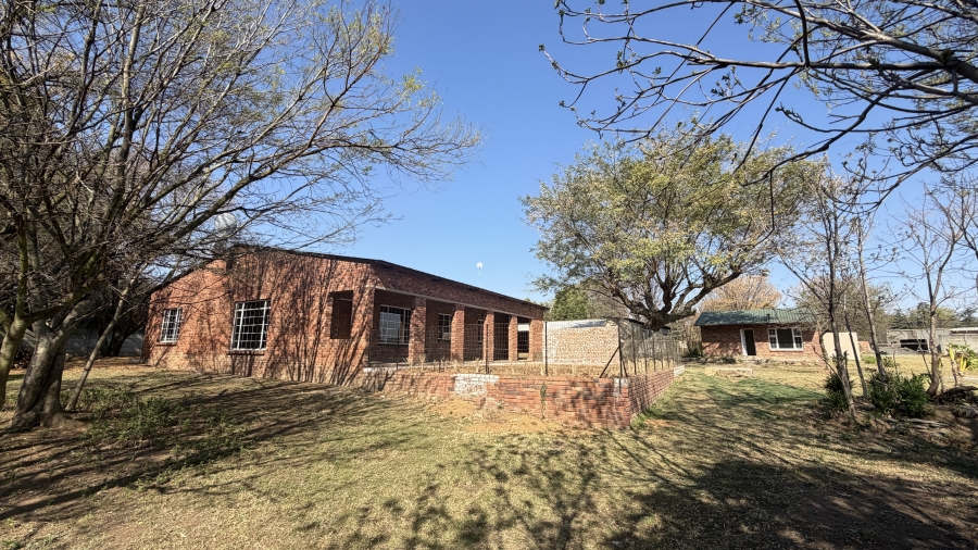 7 Bedroom Property for Sale in Marister Gauteng