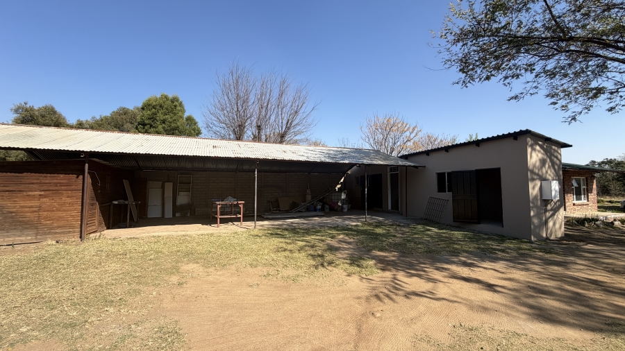 7 Bedroom Property for Sale in Marister Gauteng
