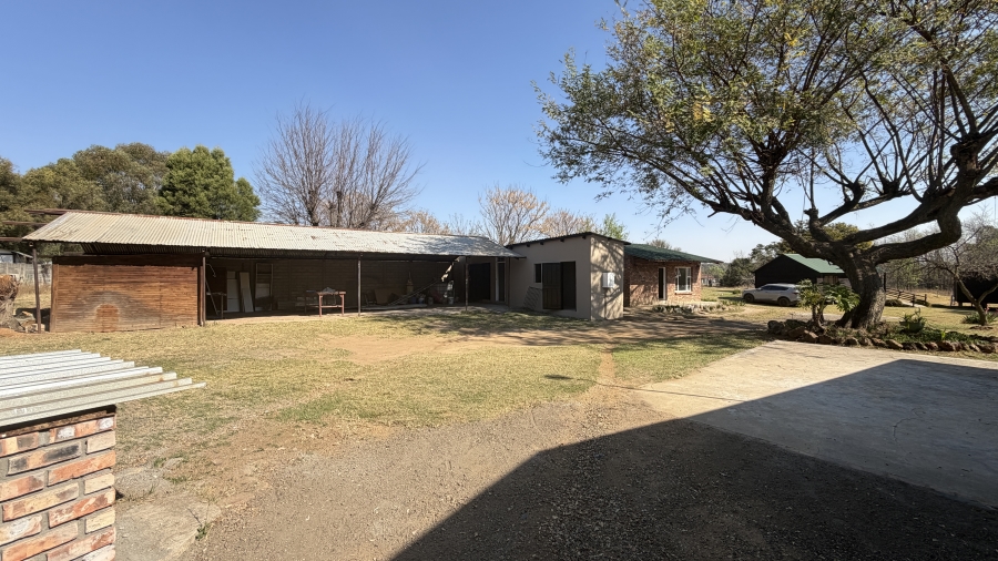 7 Bedroom Property for Sale in Marister Gauteng
