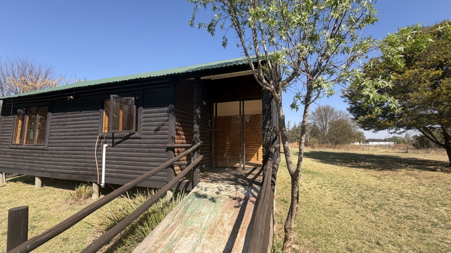 7 Bedroom Property for Sale in Marister Gauteng