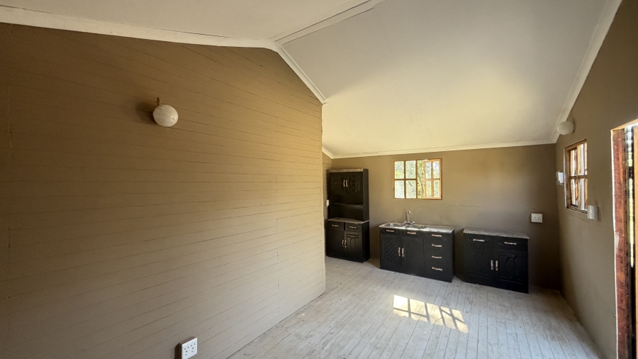 7 Bedroom Property for Sale in Marister Gauteng
