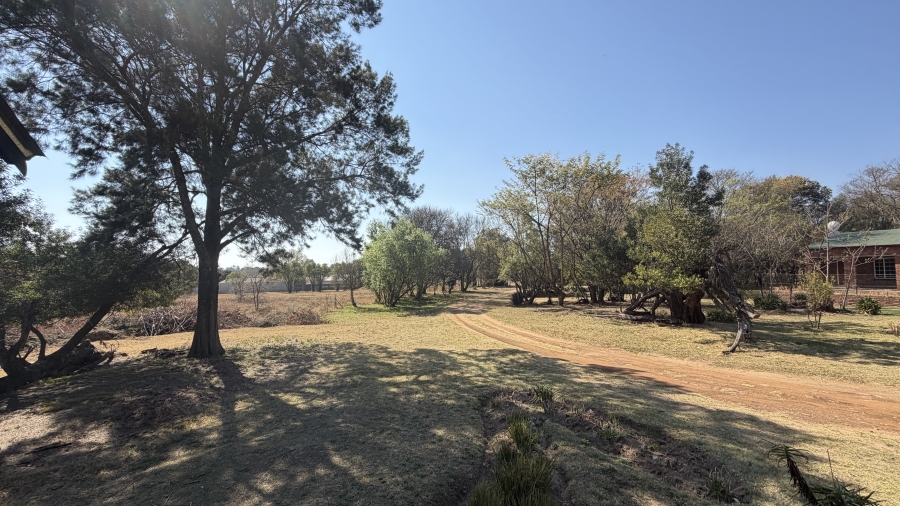 7 Bedroom Property for Sale in Marister Gauteng