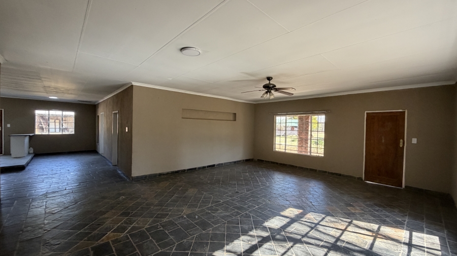 7 Bedroom Property for Sale in Marister Gauteng