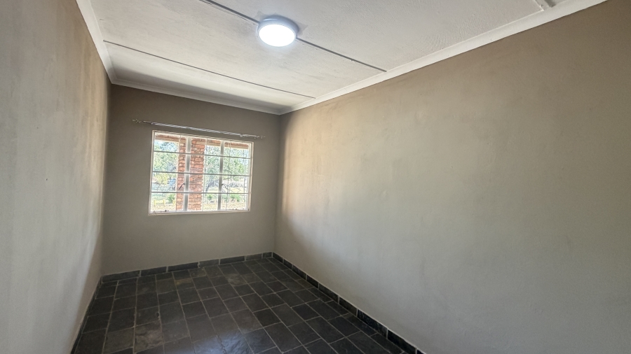 7 Bedroom Property for Sale in Marister Gauteng