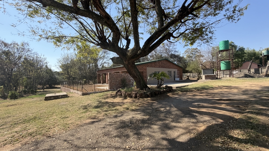 7 Bedroom Property for Sale in Marister Gauteng