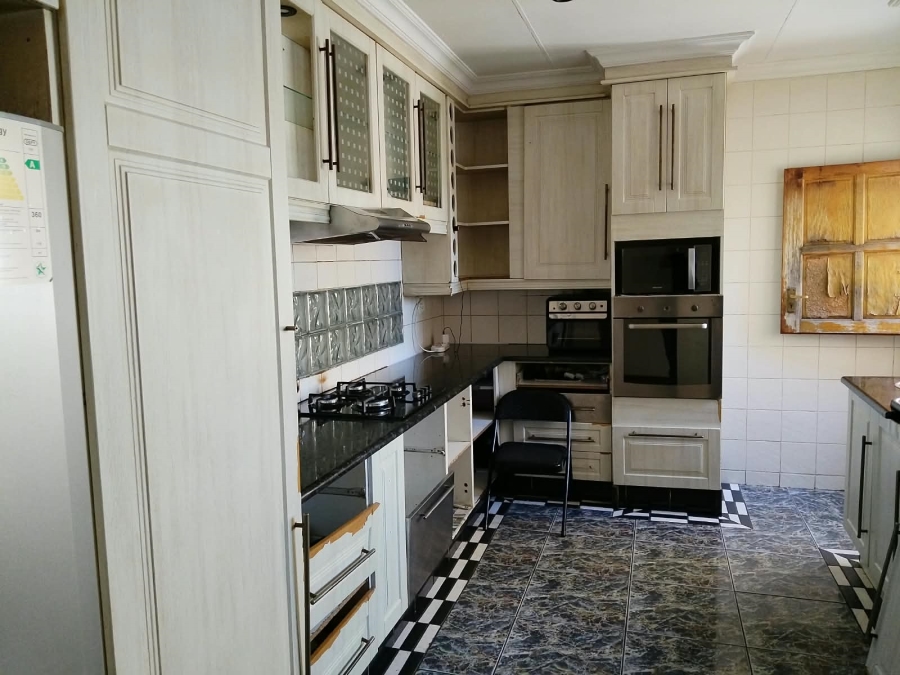 3 Bedroom Property for Sale in Birch Acres Gauteng