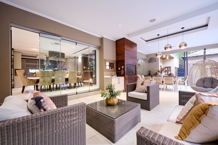 6 Bedroom Property for Sale in Waterfall Country Estate Gauteng