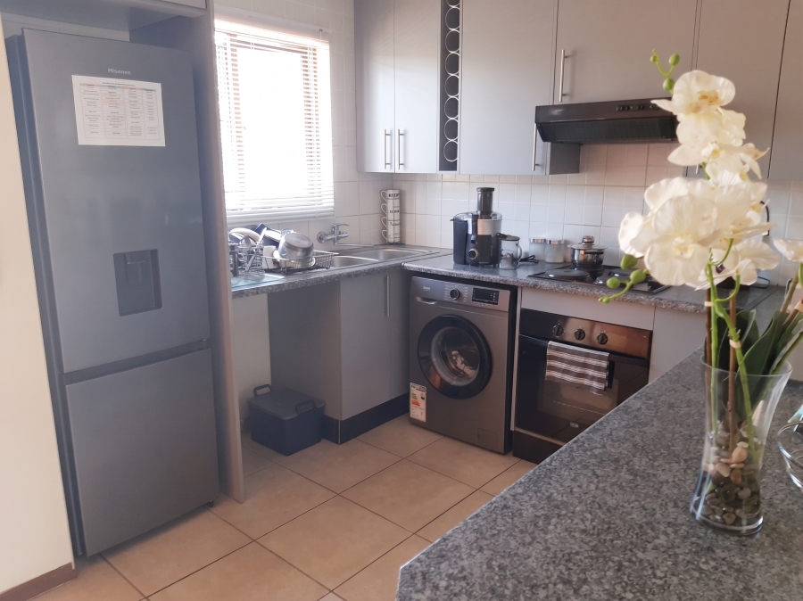 2 Bedroom Property for Sale in Halfway Gardens Gauteng