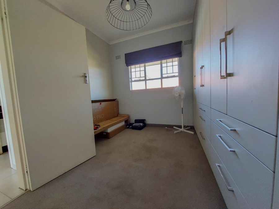 To Let 3 Bedroom Property for Rent in Linden Gauteng
