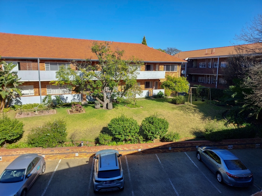 To Let 3 Bedroom Property for Rent in Linden Gauteng