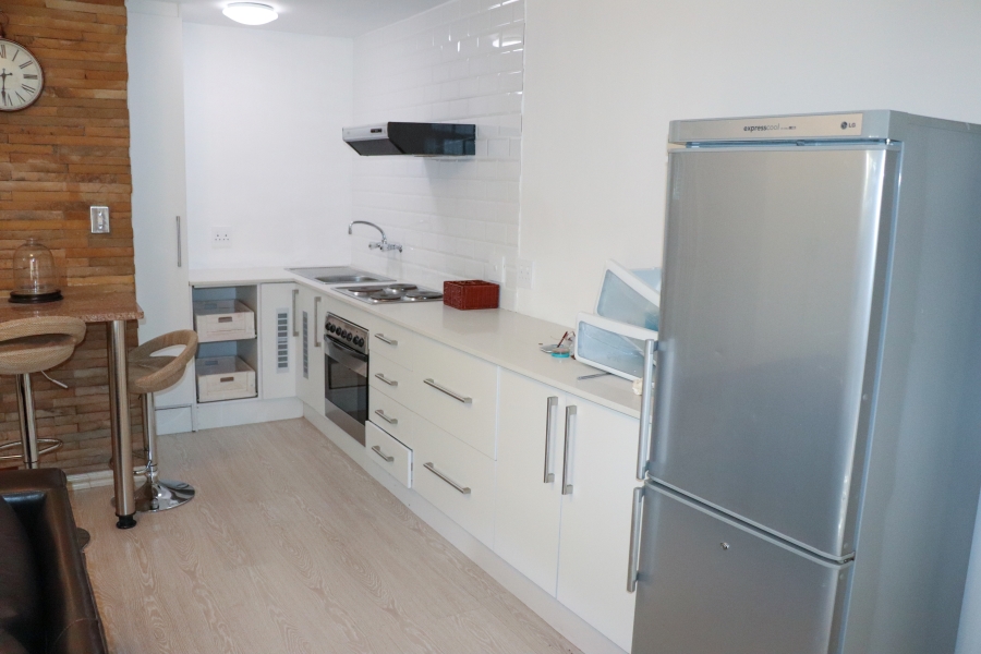 1 Bedroom Property for Sale in Parktown North Gauteng