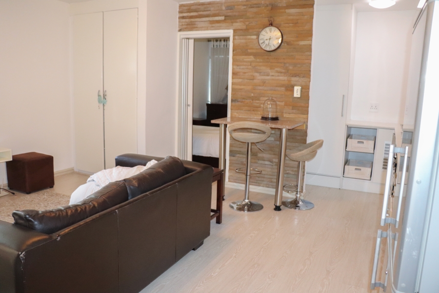 1 Bedroom Property for Sale in Parktown North Gauteng