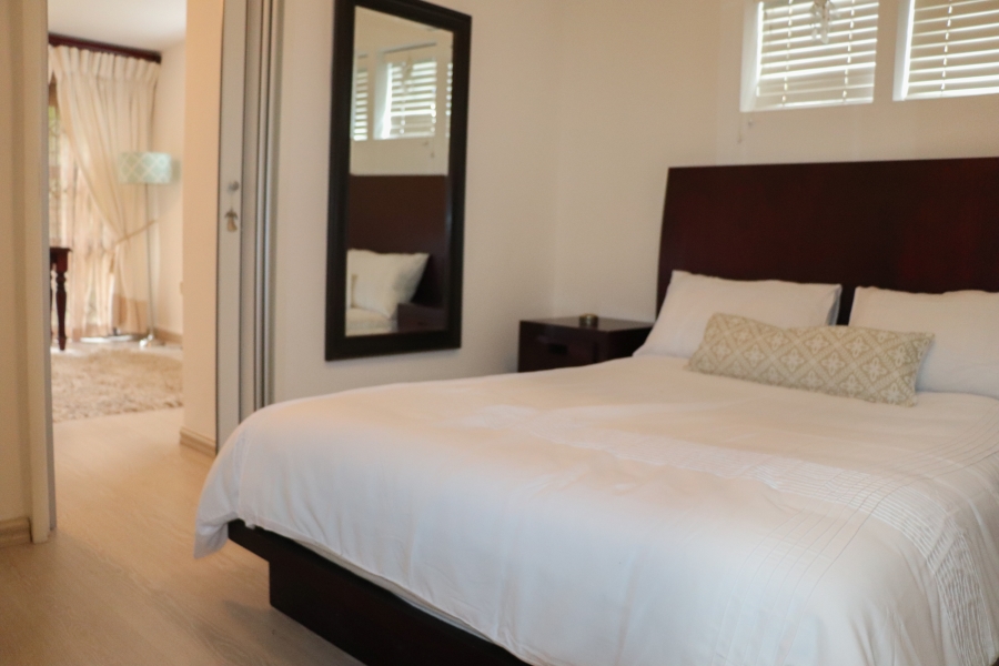 1 Bedroom Property for Sale in Parktown North Gauteng