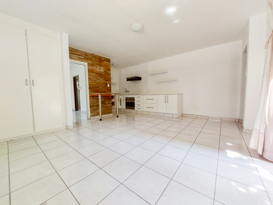 To Let 1 Bedroom Property for Rent in Parktown North Gauteng