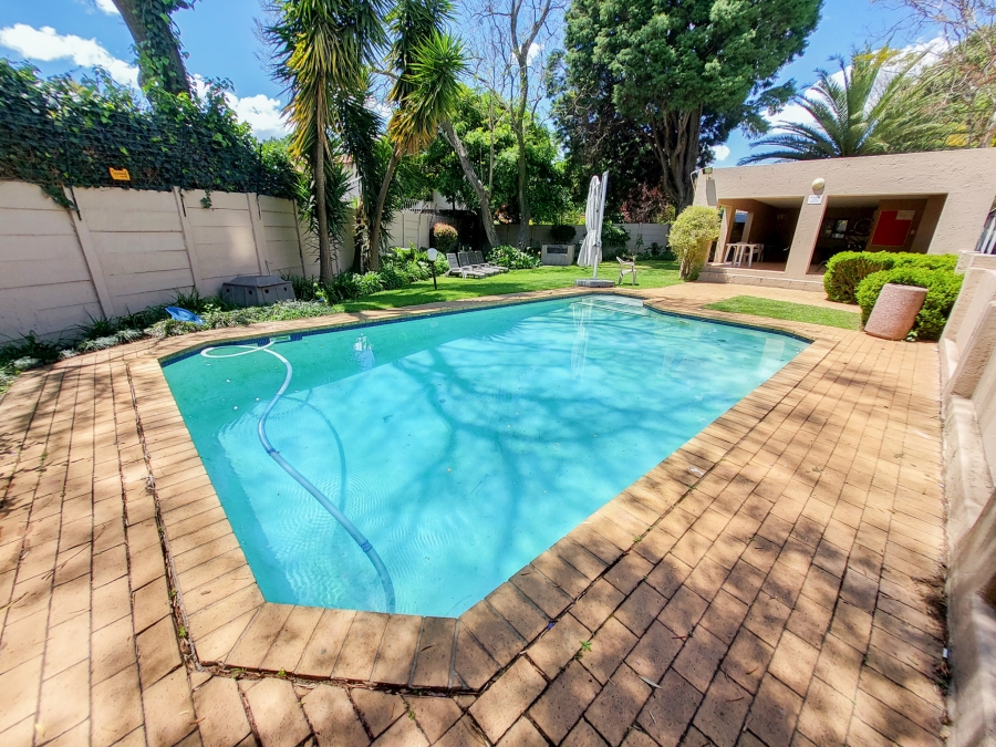 To Let 1 Bedroom Property for Rent in Parktown North Gauteng