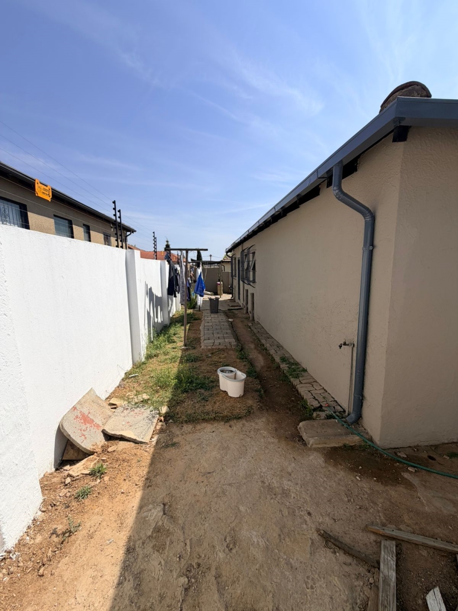 To Let 3 Bedroom Property for Rent in Cosmo City Gauteng