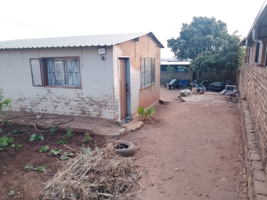 2 Bedroom Property for Sale in Mamelodi East Gauteng
