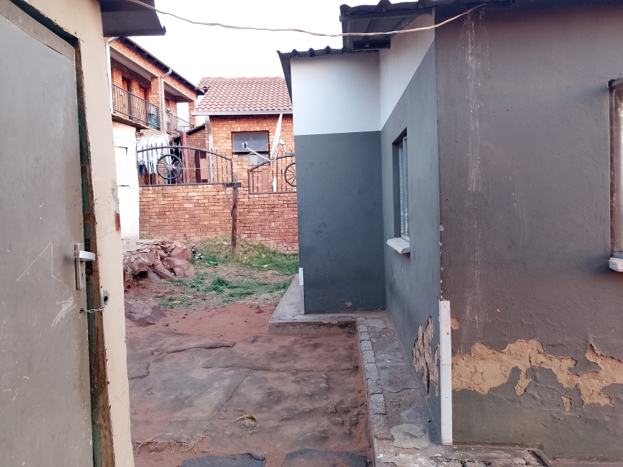 2 Bedroom Property for Sale in Mamelodi East Gauteng