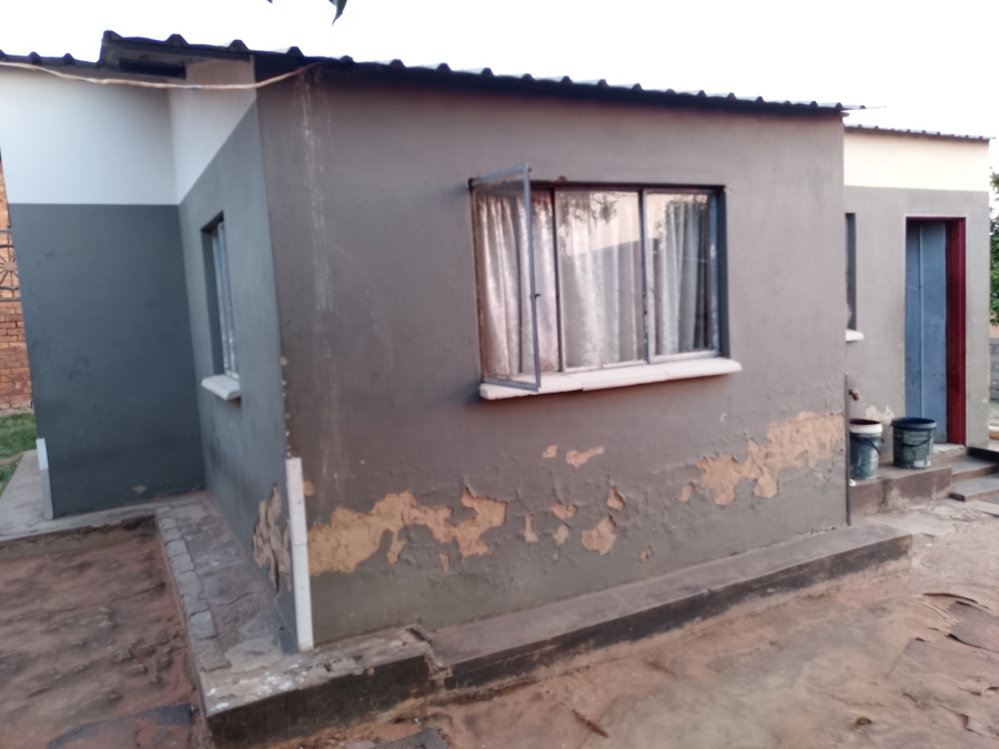 2 Bedroom Property for Sale in Mamelodi East Gauteng