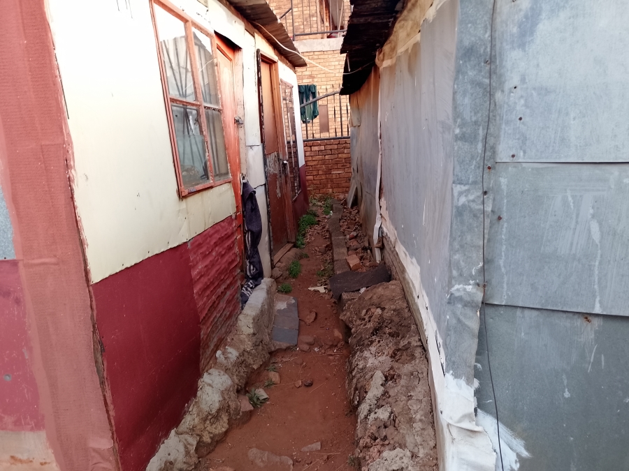2 Bedroom Property for Sale in Mamelodi East Gauteng