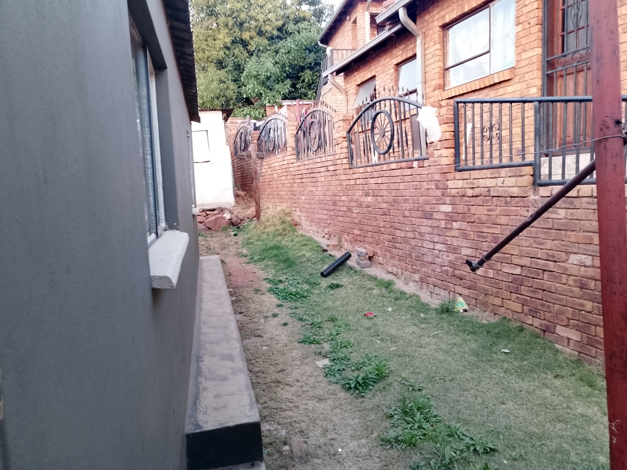 2 Bedroom Property for Sale in Mamelodi East Gauteng