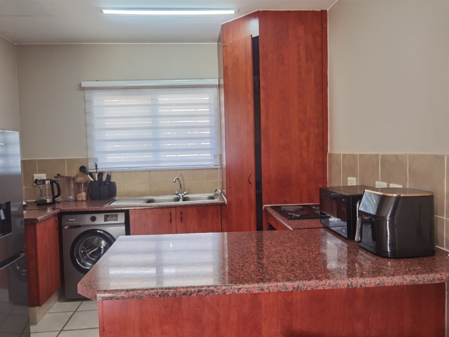 1 Bedroom Property for Sale in Annlin Gauteng