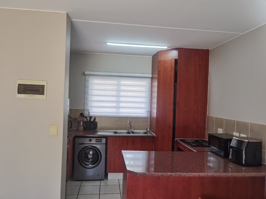 1 Bedroom Property for Sale in Annlin Gauteng
