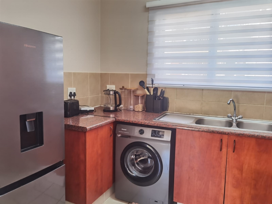1 Bedroom Property for Sale in Annlin Gauteng
