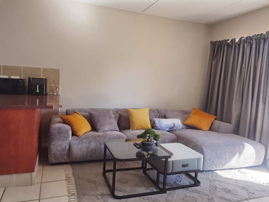 1 Bedroom Property for Sale in Annlin Gauteng