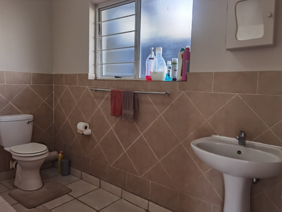1 Bedroom Property for Sale in Annlin Gauteng