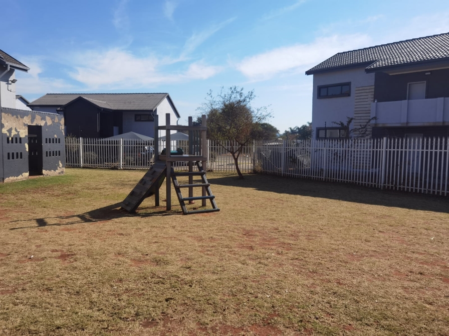 1 Bedroom Property for Sale in Annlin Gauteng