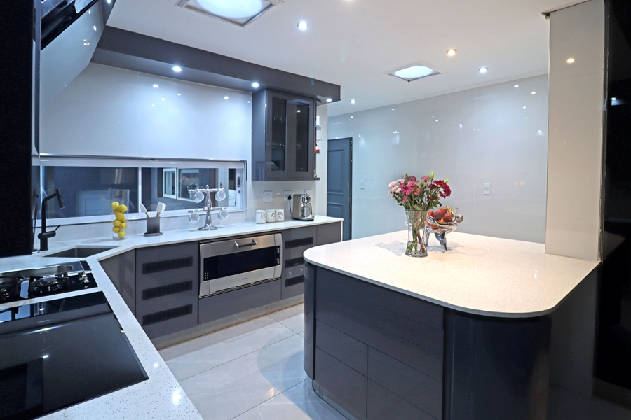 5 Bedroom Property for Sale in Bryanston Gauteng