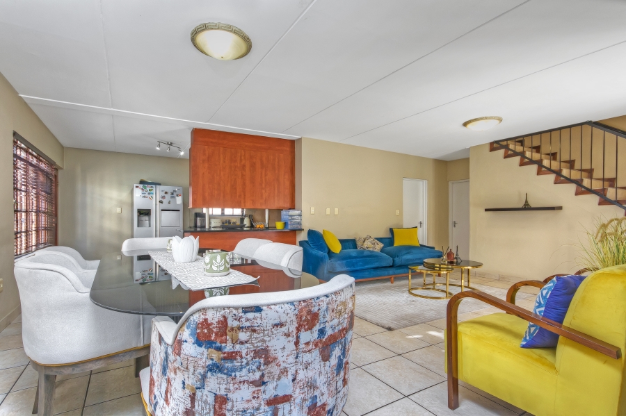 4 Bedroom Property for Sale in Lonehill Gauteng