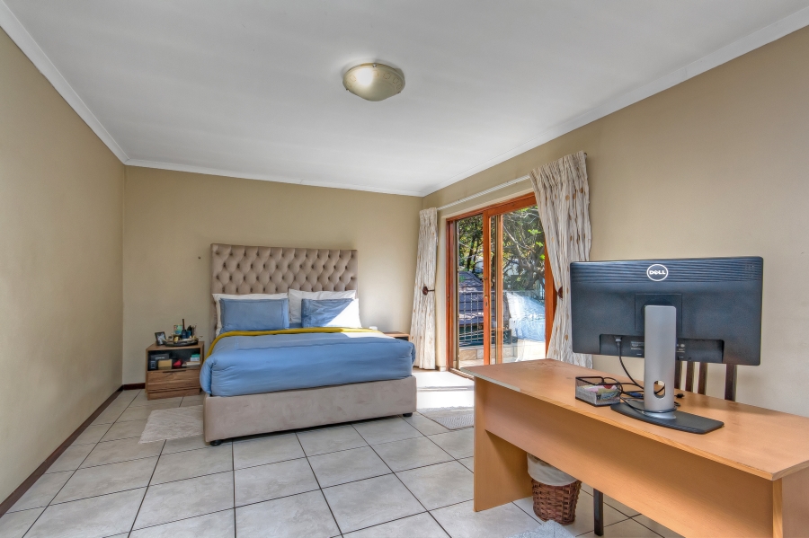 4 Bedroom Property for Sale in Lonehill Gauteng