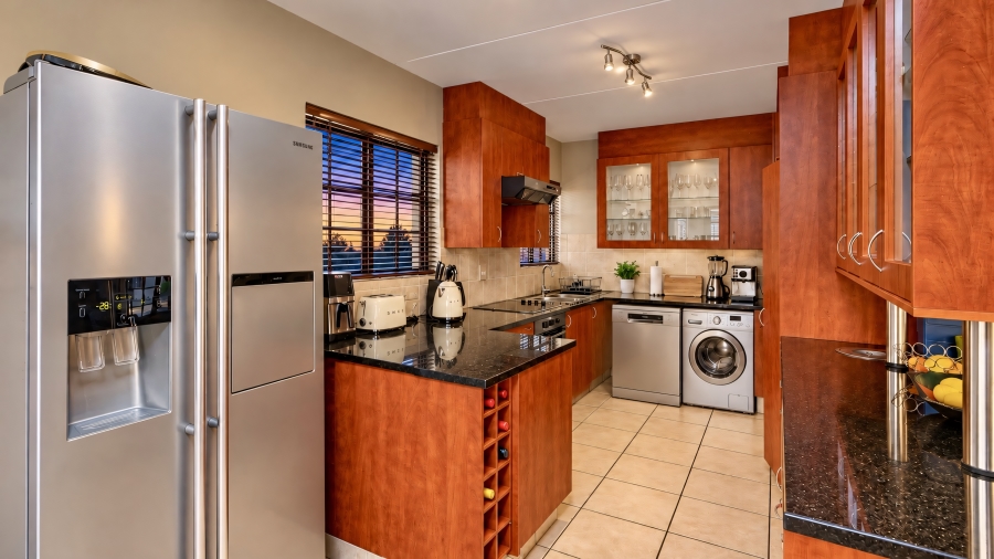4 Bedroom Property for Sale in Lonehill Gauteng