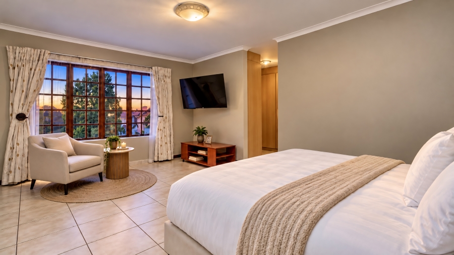 4 Bedroom Property for Sale in Lonehill Gauteng