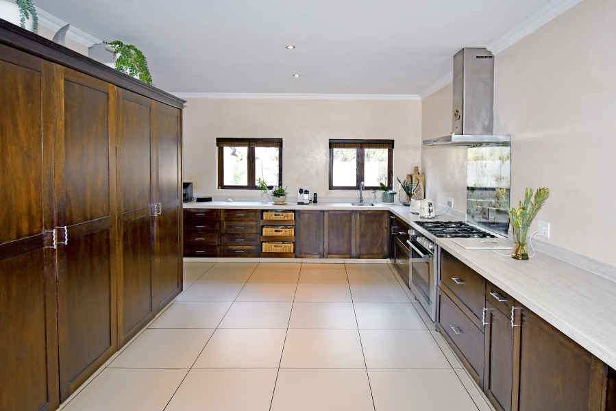 4 Bedroom Property for Sale in Carlswald Estate Gauteng