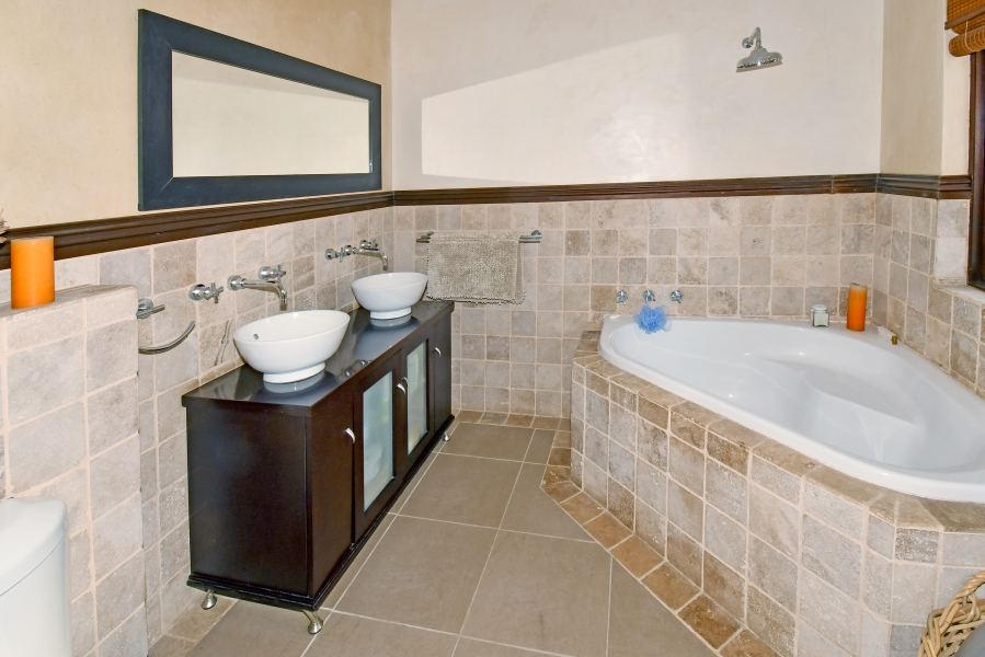 4 Bedroom Property for Sale in Carlswald Estate Gauteng